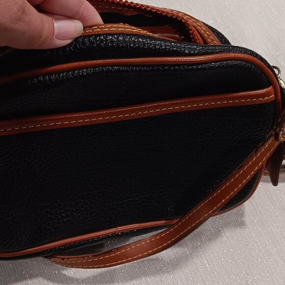 Vintage Dooney? style Pebbled Raw Leather crossbody tassel fringe purse bag - Picture 4 of 8